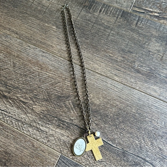 Gold Cross Pendant Necklace - Picture 1 of 2